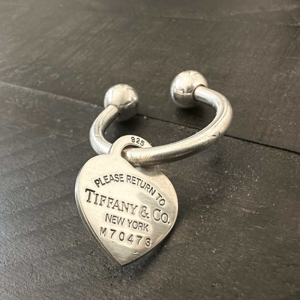 ❌SOLD❌ 🎉HP🎉 Tiffany & Co. Sterling RETURN TO TIFFANY Heart Tag Keyring - Picture 4 of 13